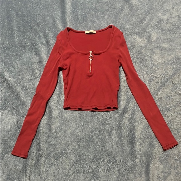 Long Sleeve Crop Top with Zipper - Picture 1 of 2